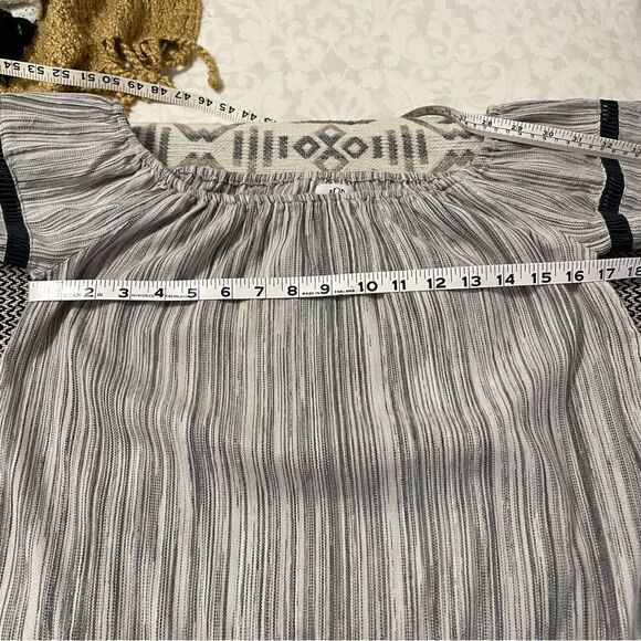 DRA/Anthropologie Los Angeles Cropped Off The Shoulder Fringe Top Sz-S - Picture 6 of 9